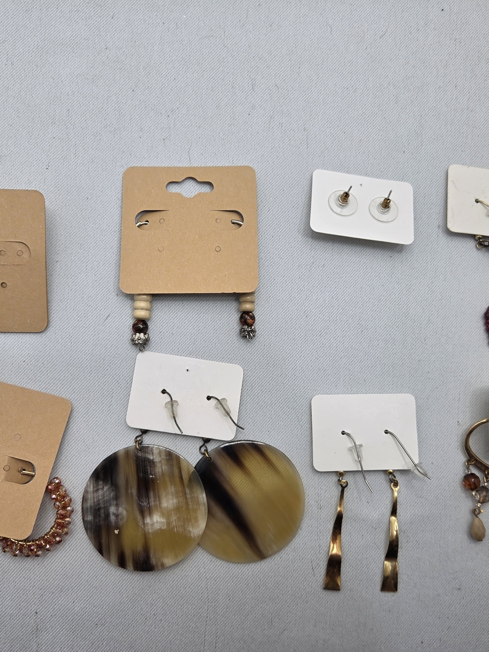 HUGE 34-Pc Vintage Jewelry Lot LUCKY, CHICOS, CLOISONNÉ Estate Necklace Bracelet - Picture 8 of 15
